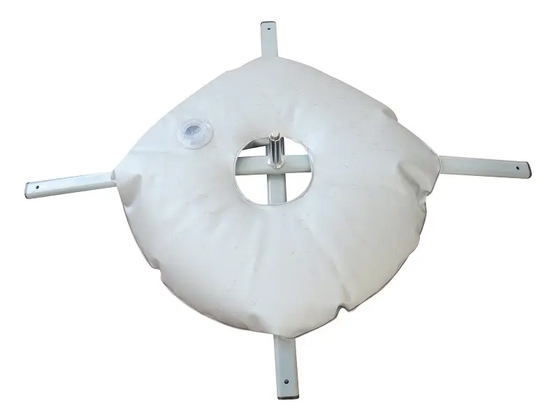 Water bag for beach flag base